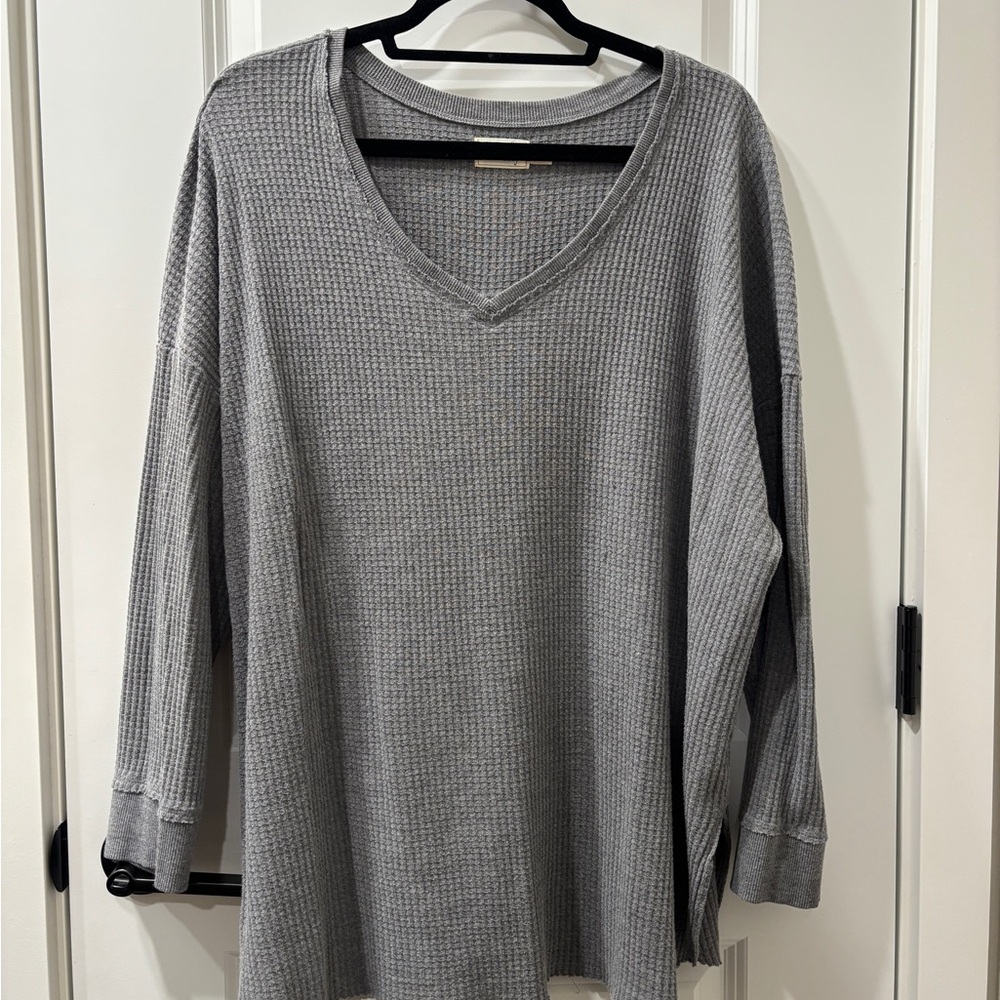 Terra & Sky Gray Waffle Knit V-Neck Sweater